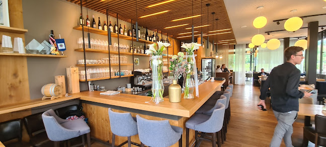 Opinii despre Das Franz - das Restaurant am Golfclub Graz Andritz St. Gotthard în Graz - Gastronomie und Hotellerie