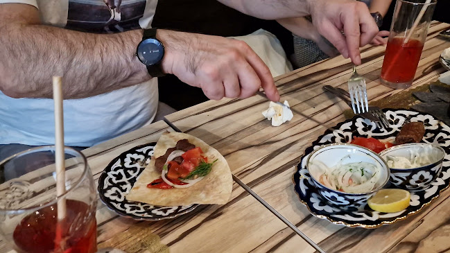 Opinii despre Muminov's Food ENNS în Enns - Gastronomie und Hotellerie