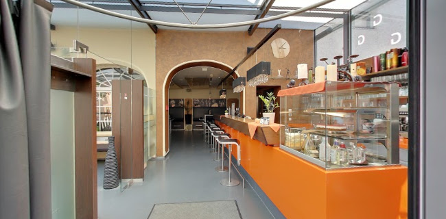 Comentarii opinii despre Gugg-Lounge