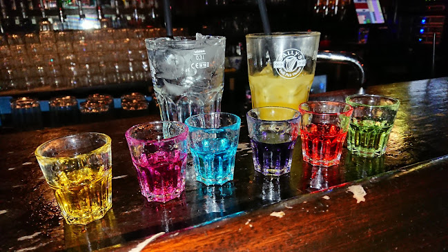 Opinii despre The Look Bar în Wien - Gastronomie und Hotellerie