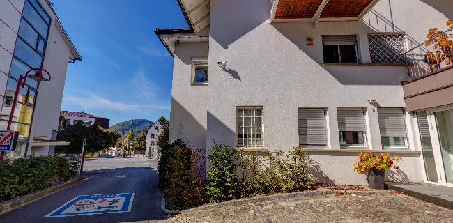 Comentarii opinii despre Zeughaus Spirituosenfachhandel