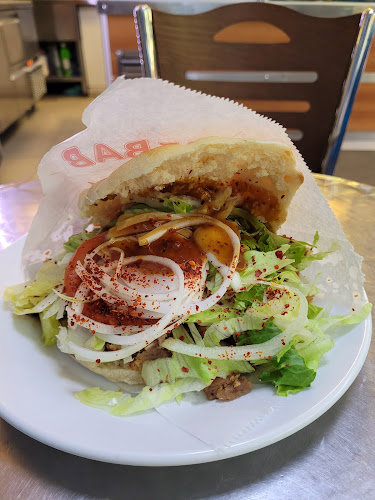 Delphin Kebab - Gastronomie und Hotellerie