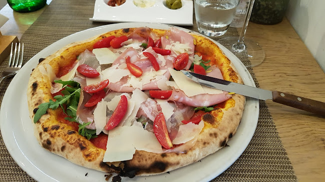 Opinii despre Ristorante La Sosta în Wien - Gastronomie und Hotellerie