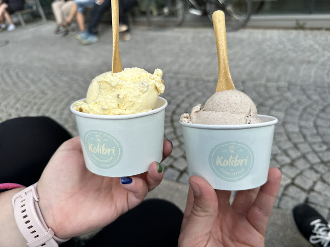 Opinii despre Eisplatzl - Die Eisdiele im Montafon în Schruns - Gastronomie und Hotellerie