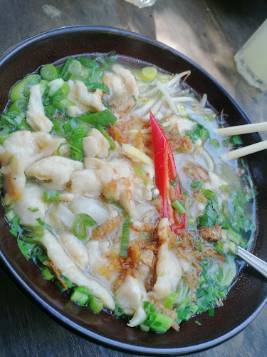 Opinii despre UNCLE VAN-Nonntal în Salzburg - Gastronomie und Hotellerie