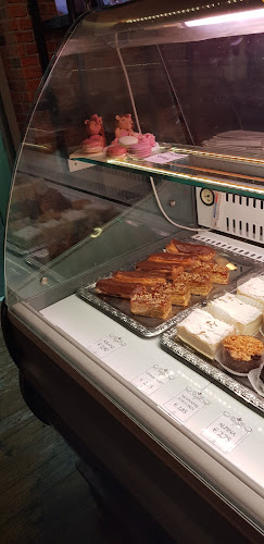 Corneliu's Konditorei - Gastronomie und Hotellerie