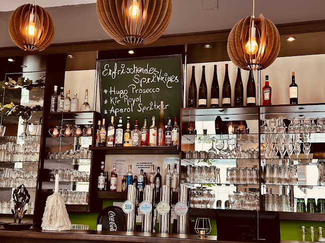 Nino's Sterneck Restaurant - Gastronomie und Hotellerie