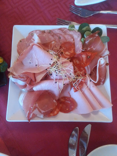 Opinii despre Schlossrestaurant Gloggnitz în Gloggnitz - Gastronomie und Hotellerie