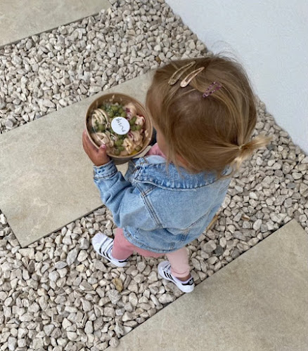 Pushi Poké & Açaí Bowls - Gastronomie und Hotellerie