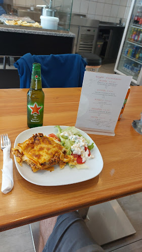 Comentarii opinii despre Berfin Geflügel und Kebab Imbiss