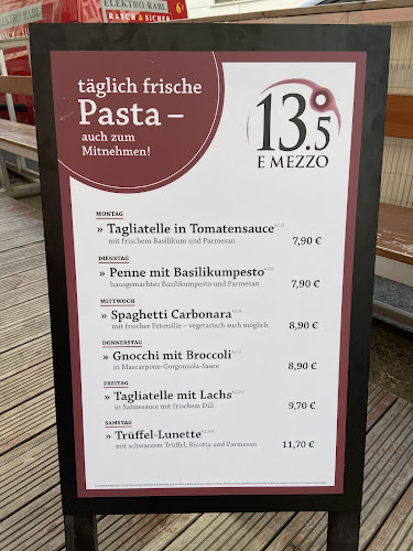 Tredici E Mezzo - Wien