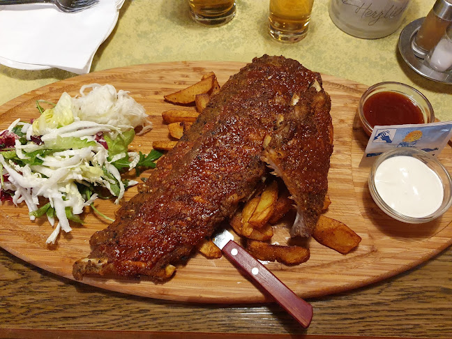 Opinii despre Weingasthof Restaurant Reisinger în Hollabrunn - Gastronomie und Hotellerie