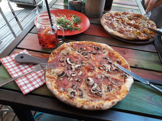 Restaurant & Bar Schulhaus