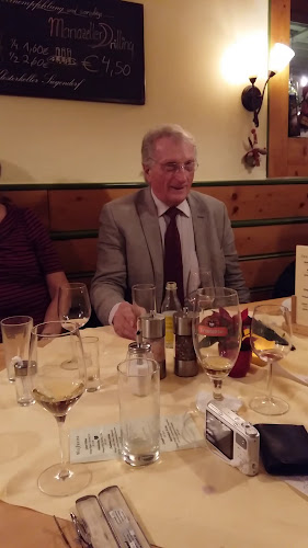 Opinii despre Hotel Zum Kirchenwirt în Mariazell - Gastronomie und Hotellerie