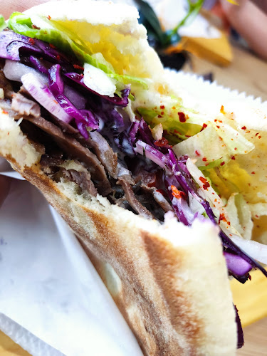 Comentarii opinii despre Berndorf Kebap