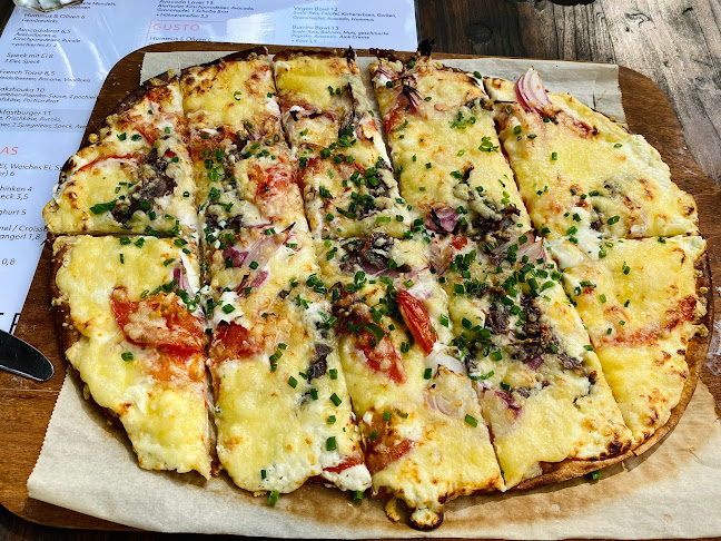 VOLEE - Club • Cafe • Restaurant - Gastronomie und Hotellerie