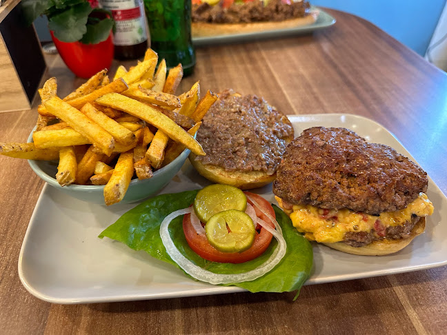 Comentarii opinii despre Dazwischen