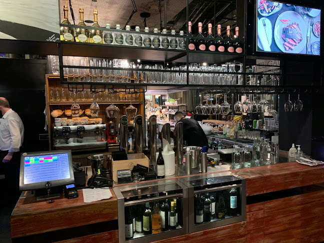 Comentarii opinii despre El Gaucho im Design Tower