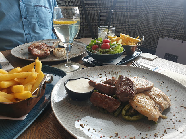 Comentarii opinii despre T-Bone Bar Burger Steakhouse Parndorf