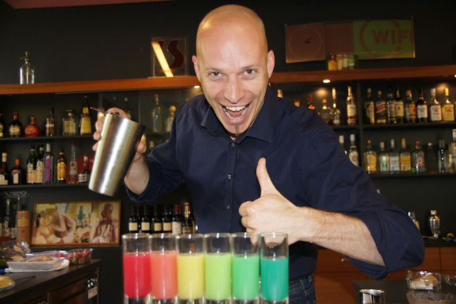 Opinii despre Cocktails & More în Innsbruck - Gastronomie und Hotellerie