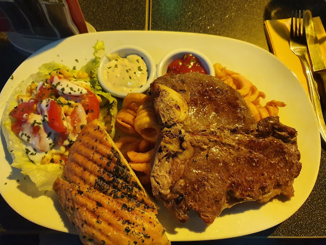 Opinii despre Buffalo Regau Cafe-Bar-Restaurant în Regau - Gastronomie und Hotellerie