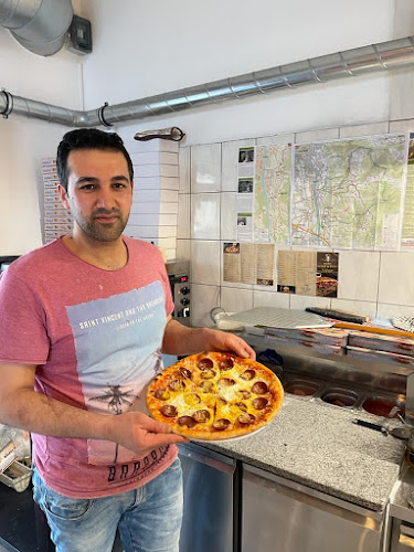 MARIA KEBAB & PIZZA - Gastronomie und Hotellerie