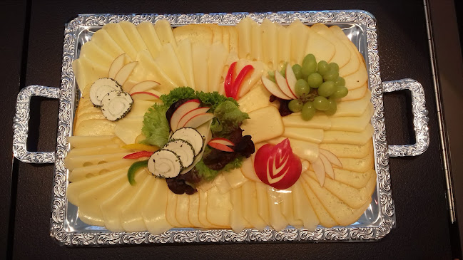 Genussplatzl Eben - Imbiss, Fleisch & Wurst - Eben im Pongau