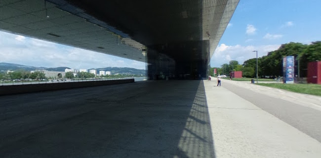 Doktor-Ernst-Koref-Promenade 1, 4020 Linz