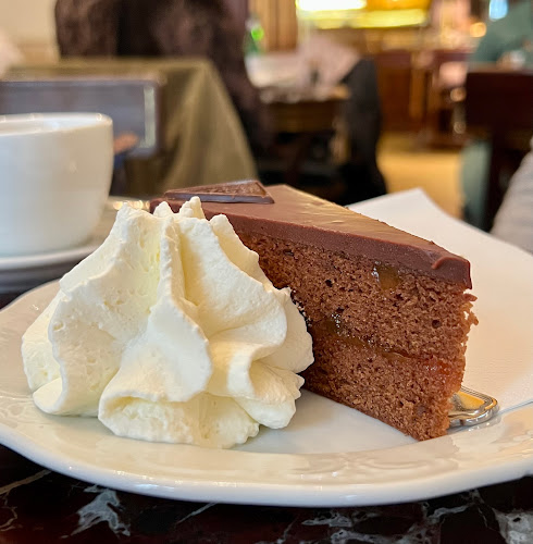 Café Demel - Gastronomie und Hotellerie