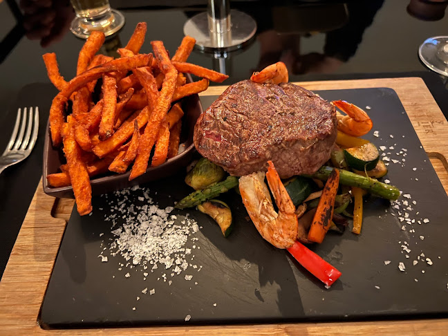 Opinii despre The1st Restaurant în St. Veit an der Glan - Gastronomie und Hotellerie