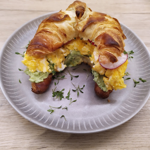 Comentarii opinii despre Mille Fleurs Café & More