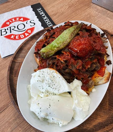 Opinii despre Bro's Pizza Kebap Haus în Bregenz - Gastronomie und Hotellerie