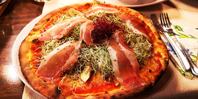 Solar-Cafe Pizzeria Figaro - Gastronomie und Hotellerie