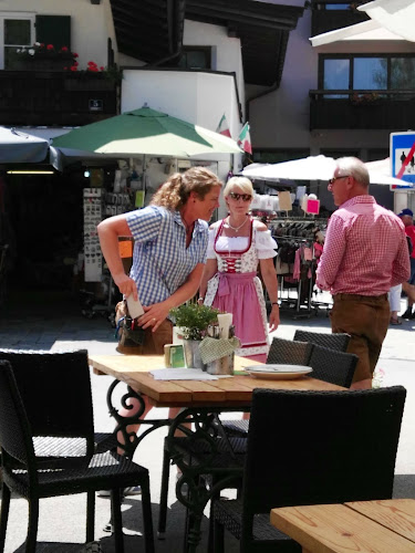 Opinii despre Bierwirt - Top Bar in St. Johann in Tirol în St. Johann in Tirol - Gastronomie und Hotellerie