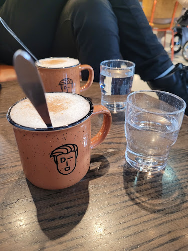 Comentarii opinii despre The Bakery by Didi Maier