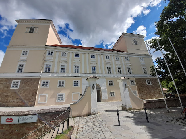 Comentarii opinii despre Schloßtaverne