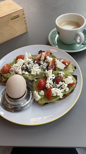 Comentarii opinii despre Brass Monkey