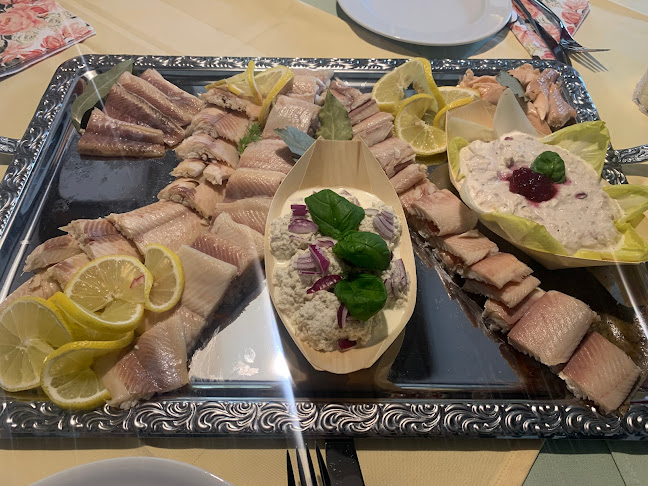 Comentarii opinii despre Zerza... Fischlokal / Fischverkauf