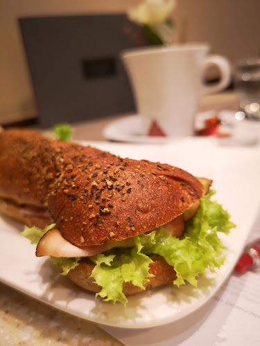 Elixhausener Landbäckerei GmbH Bäckerei & Café - Gastronomie und Hotellerie