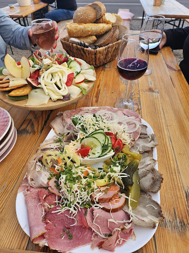 Buschenschank Canky - Gastronomie und Hotellerie