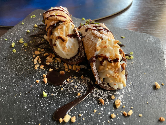 Via Toledo Enopizzeria