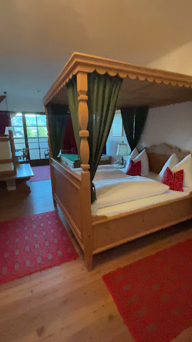 Opinii despre Der Holznerwirt. în Eugendorf - Gastronomie und Hotellerie