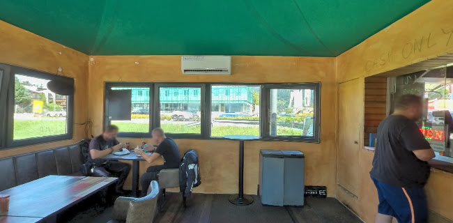 Opinii despre City Alm Grill & Snacks în Zell am See - Gastronomie und Hotellerie