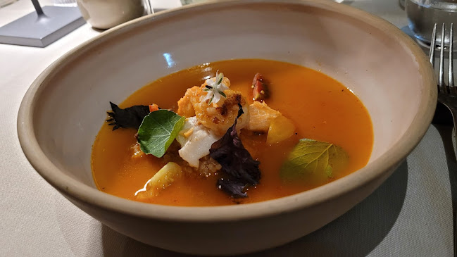 Comentarii opinii despre Lounge 81