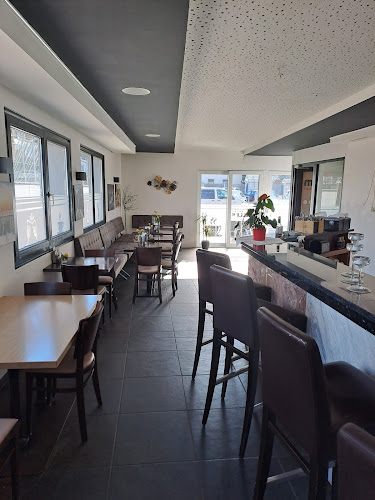 Comentarii opinii despre Melli's lounge