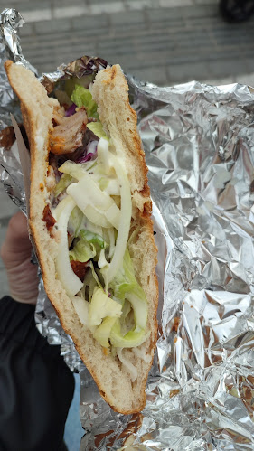 Comentarii opinii despre Berliner Döner - Anichstraße