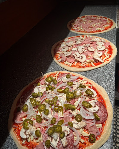 Pizzeria AL DADO - Gastronomie und Hotellerie