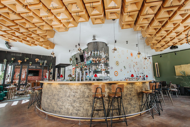 Unicorn Bar Kitchen & Club