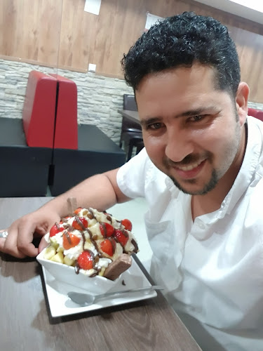 Opinii despre Fly Lounge în Wien - Gastronomie und Hotellerie