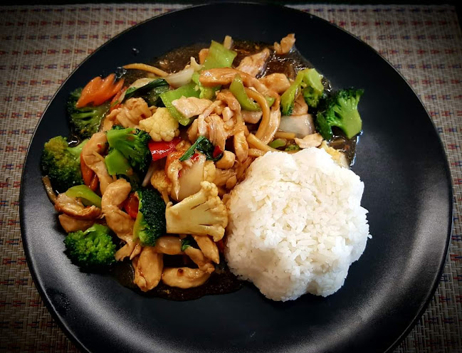 Suphanee‘s Thaiküche Hallein - Oberalm